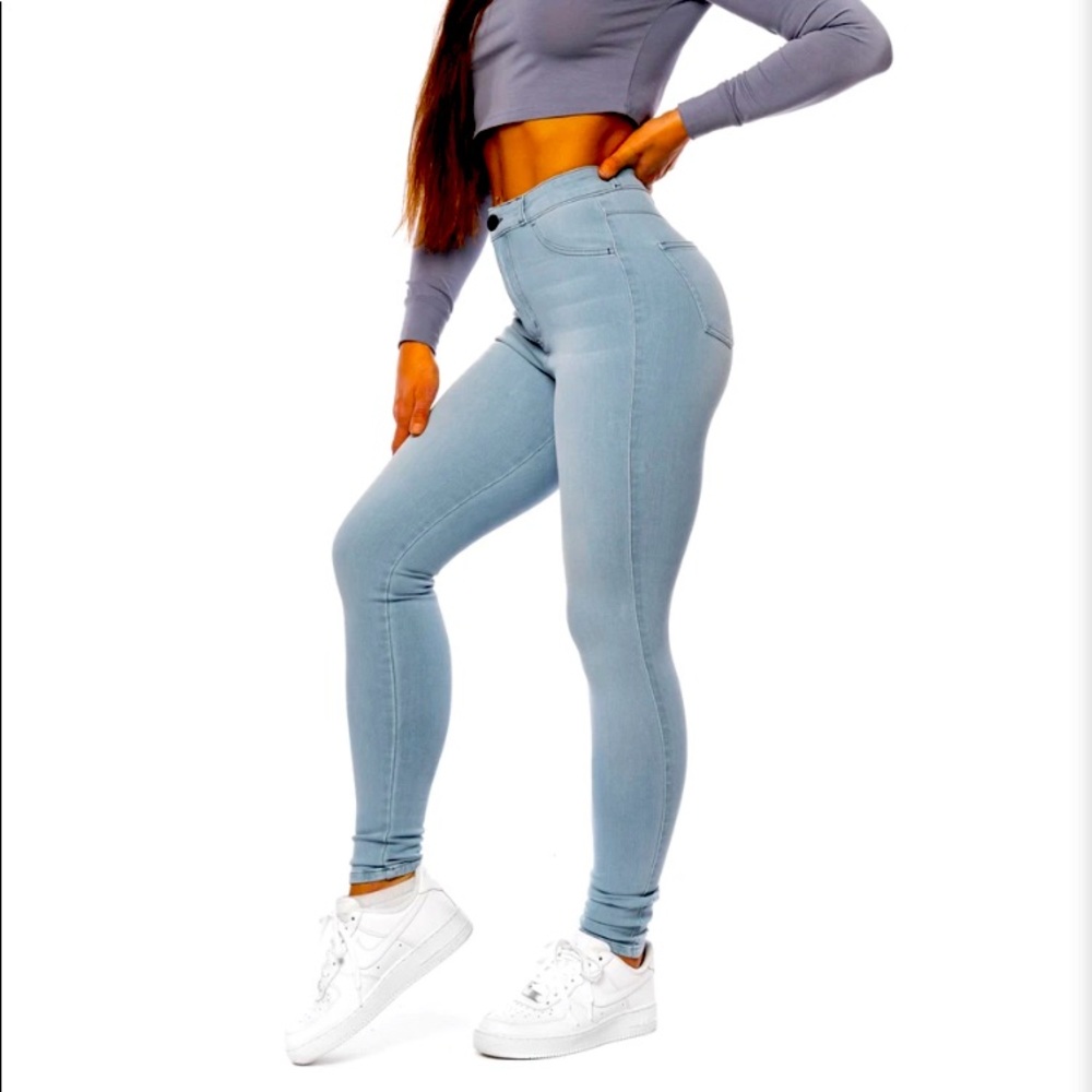 Fitjeans size m NWOT High waist